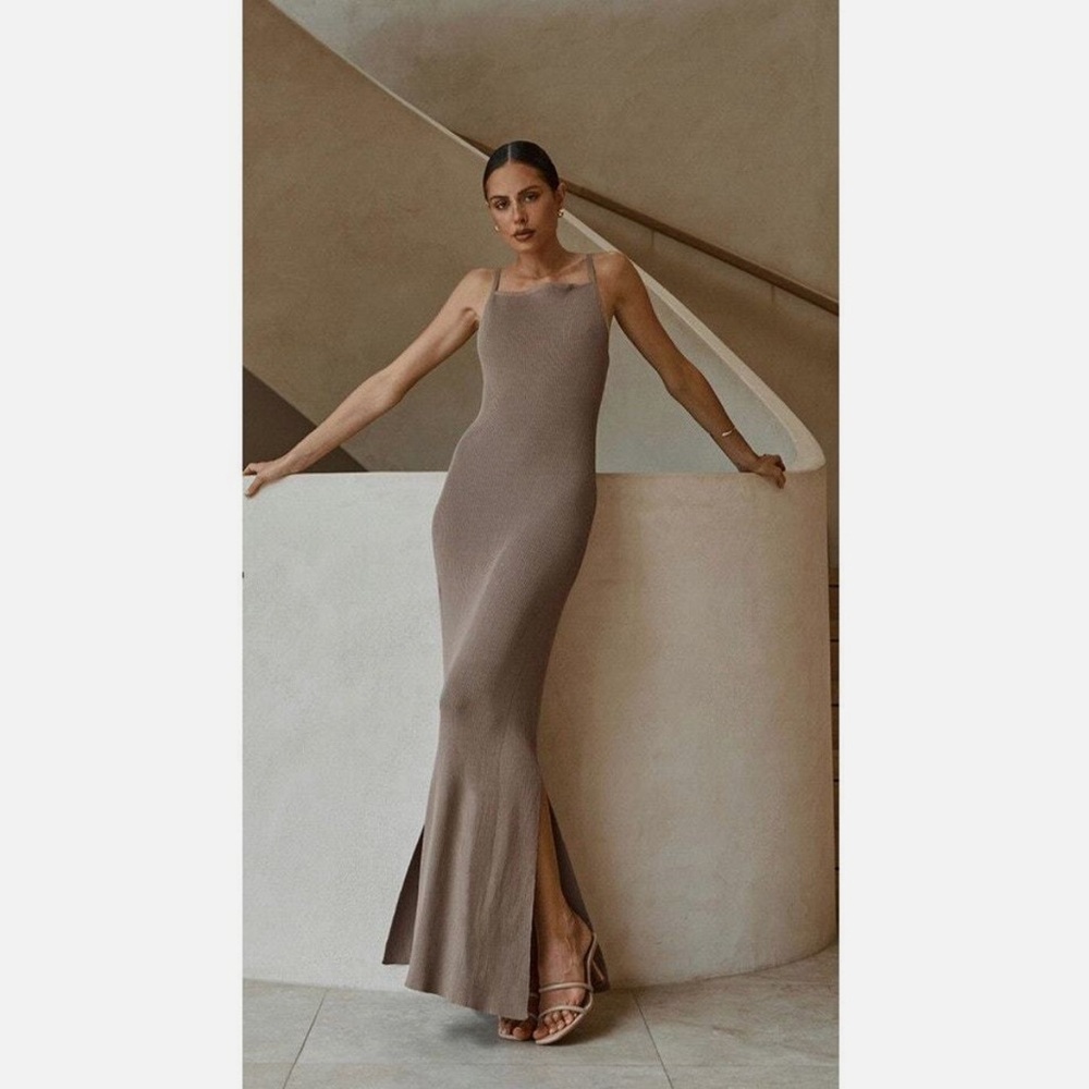 Dissh Athena Sleeveless Body Con Maxi Dress Ribbed